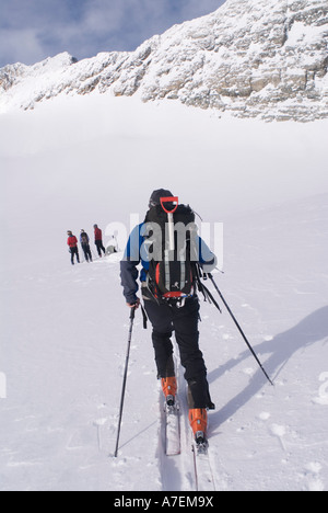 Man Kürschnern auf den Illicilliwaet Gletscher, Rogers Pass Bereich Selkirk Mountains, kanadischen Rocky Mountains, British Columbia, Kanada Stockfoto