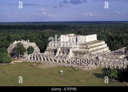 Mexiko, Yucatan. Tempel der Spalten; Chichen Itza Ruinen, Maya-Zivilisation, 7.-13. Jahrhundert. Stockfoto