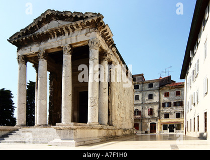 Tempel der Romae und Augustus in Pula, Istrien, Kroatien Stockfoto