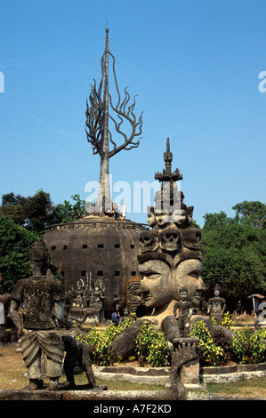 Skulpturen im Wat Xieng Khuan Buddha Sculpture Park, bei Vientiane, Laos Stockfoto