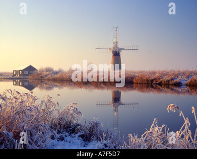 Saint Benets Windpumpe auf Fluß Thurne Norfolk Broads East Anglia Uk Stockfoto