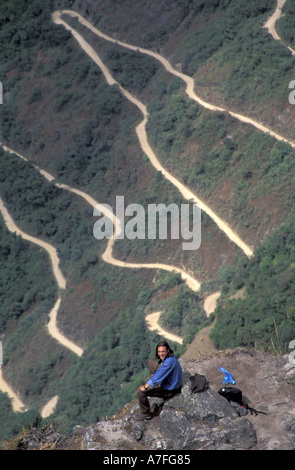 SA, Peru, Machupicchu, Machu Picchu unterwegs, Wanderer von Waynapicchu Gipfel (MR) Stockfoto