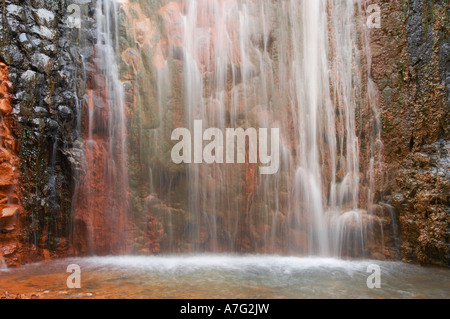 Cascada Colorada, Parque Nacional De La Caldera de Taburiente, La Palma, Kanarische Inseln, Spanien, Europa. Stockfoto