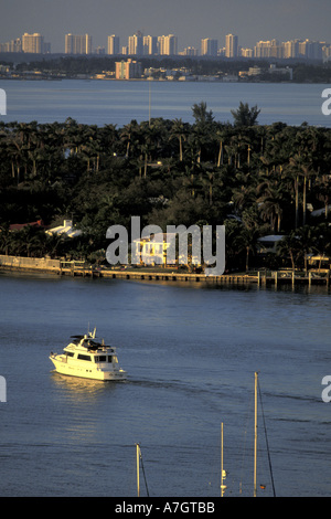 NA, USA, Florida, Miami, South Beach. Biscayne Bay Stockfoto