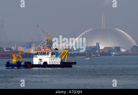 Der Energie-Verwertungsanlage dome eine Deponie Southampton England Südengland Stockfoto