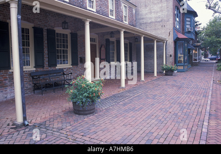 Nordamerika, USA, MD, die Ziegel Bürgersteige der historischen Bezirk Chestertown. Östlichen Ufer. Stockfoto