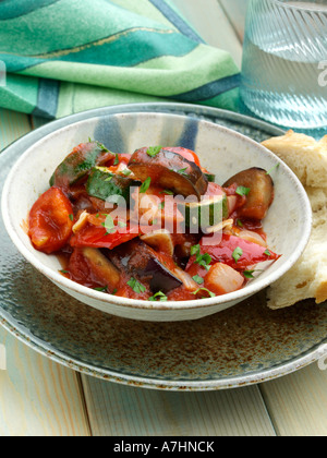 Eine Schüssel mit Ratatouille redaktionelle Essen Stockfoto