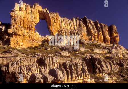 Wolfsberg Arch Cederberg Mountains Western Cape Südafrika neben schroffen Klippen auch gesehen werden Stockfoto