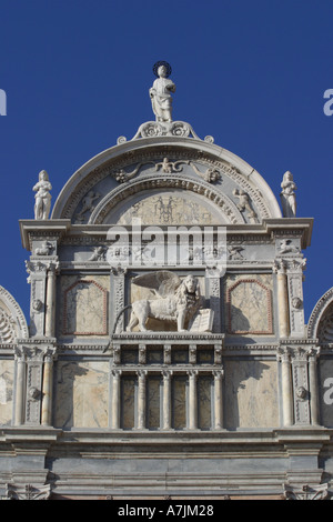 Venedig-Marmor-Fassade des Ospedale Civile Krankenhauses in Cannaregio Bezirk von Venedig Italien Stockfoto