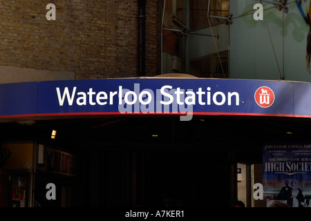 Waterloo Station Zeichen in London Stockfoto