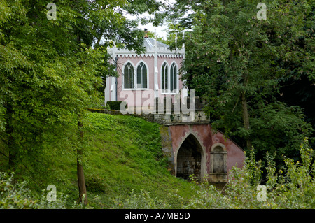 Das Eagle-Haus am Rokoko Gärten in Painswick in Cotswold, Gloucestershire, England UK Stockfoto