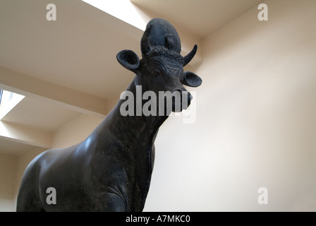 Statue von einem Apis Stier, griechisch-römische Museum, Alexandria, Ägypten Stockfoto