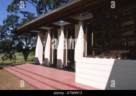 USA, Oregon, Silverton, Gordon House, entworfen von Frank Lloyd Wright, Außenansicht; Oregon-Garten Stockfoto