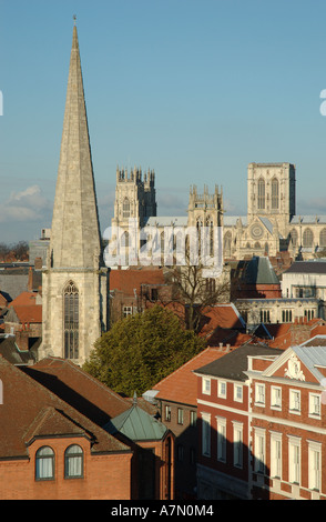 Ansicht des York Minster von Cliffords Turm Porträt Stockfoto