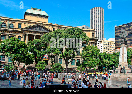 Rio De Janeiro Praça Floriano überfüllt Quadrat in der Mitte-Menschen Stockfoto