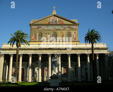 San Paolo Fuori le Mura / Basilika Sankt Paul vor den Mauern, Rom, Italien Stockfoto