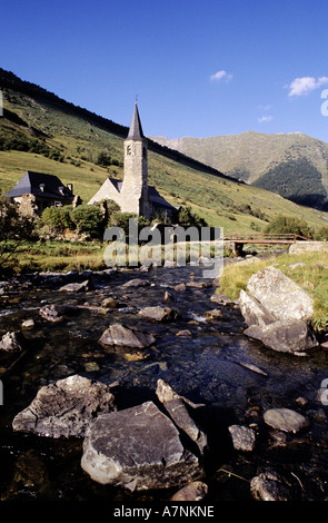 Spanien, Katalonien, Aran-Tal in Zentral-Pyrenäen, Quellen des Flusses Garonne, Dorf von Pla-de-Beret Stockfoto