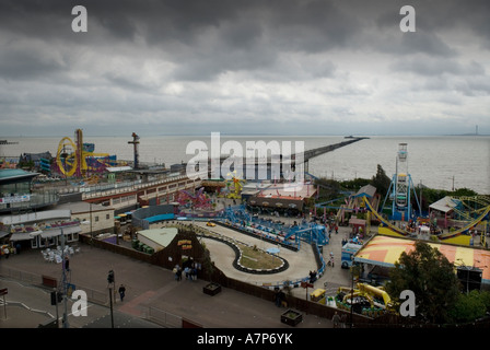 Die PIER UND KIRMES in Southend-on-Sea Essex England den längsten Pier der Welt Stockfoto