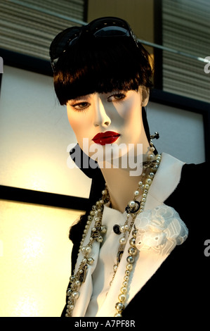 Ginza Tokyo Fashion Luxus shop trendige Mode Chanel Stockfoto