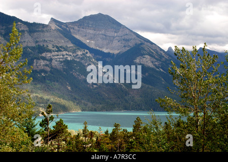 Horizontale Waterton Lake Waterton Lake Nationalpark Alberta Kanada Nordamerika Stockfoto