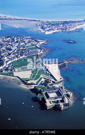 Frankreich, Morbihan, Port-Louis Zitadelle (Vauban) am Eingang des Lorient Reede (Luftbild) Stockfoto