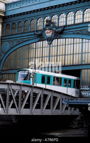 Frankreich, Paris, Hochbahn in Austerlitz Bahnhof Stockfoto