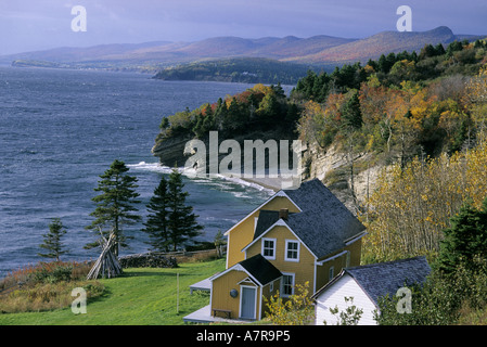 Kanada, Provinz Quebec, Gaspesie, Forillon Nationalpark, traditionelles Haus in Anse-Blanchette Stockfoto