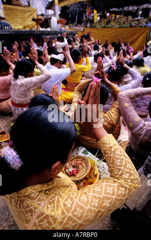 Indonesien, Bali Insel westlich von Bali, Gebete zu Gott von Pura Dalem im Dorf Bela Tungan-(Tempel) Stockfoto