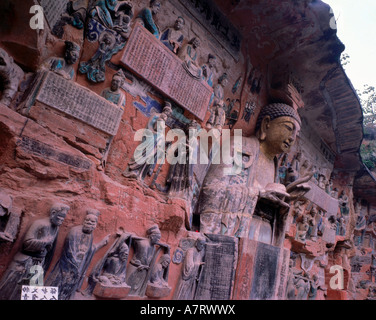 Skulpturen eingestürzt auf Felsen Gesicht, Dazu Grotten, Chongqing, China Stockfoto