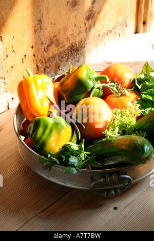 Nahaufnahme von Paprika und Kürbis in Schüssel Stockfoto