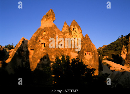 Türkei, Kappadokien, Uchisar, entfernt alte Häuser Stockfoto