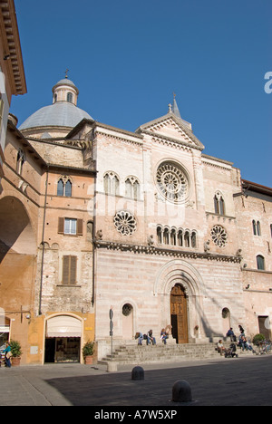 Foligno, Umbrien, Italien. Kathedrale - Duomo di San Feliciano (12thC) in Piazza della Republica. Stockfoto