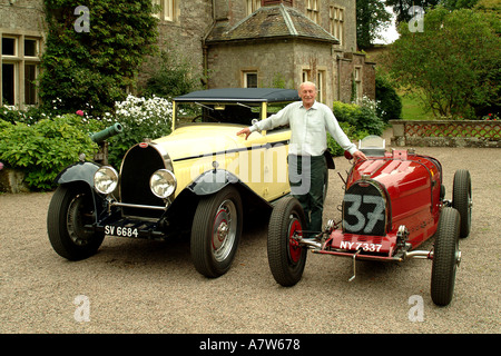 Lord Raglan mit seinem Bugatti Oldtimer Stockfoto