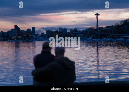 Seattle Washington USA betrachtet über Lake Union Space Needle Stockfoto