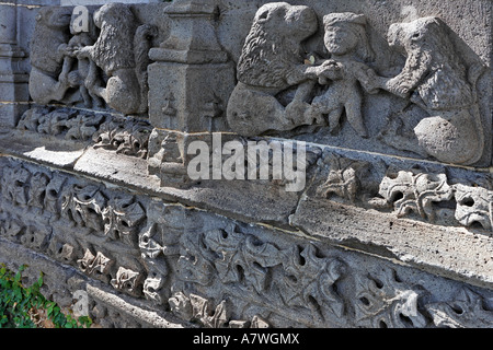 Fensterrahmen aus Basalt im manuellen Stil des 16. Jahrhunderts (Detail), Quinta das Cruzes, Funchal, Madeira, Portugal Stockfoto