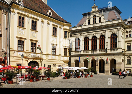 City Square Feind ter mit Feuerturm, historischen alten Stadt von Sopron, Ungarn Stockfoto