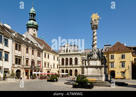 City Square Feind ter mit Feuerturm, historischen alten Stadt von Sopron, Ungarn Stockfoto