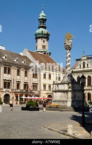 City Square Feind ter mit Feuerturm, historischen alten Stadt von Sopron, Ungarn Stockfoto