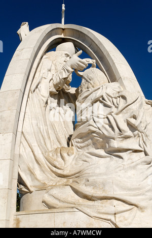 Denkmal auf dem Dome von Esztergom, Ungarn Stockfoto