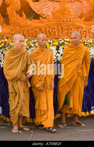 Thailand, Ubon Ratchathani, Kerze-Festival. Kerze Skulptur des Buddha Bild mit buddhistischen Fastenzeit Ritualen verbunden Stockfoto