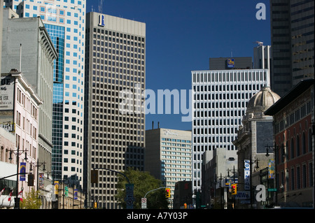 Kanada, Manitoba, Winnipeg: Blick entlang der Portage Avenue Stockfoto