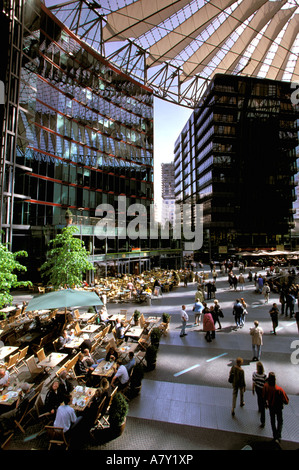 Europa, Deutschland, Berlin. Potsdamer Platz, Sony Center Interieur Stockfoto