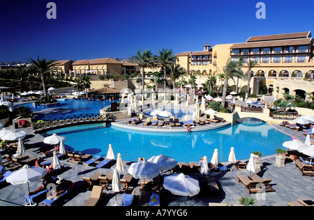 Zypern, Paphos District, Pafos City, Elysium Hotel, der Hauptpool Stockfoto