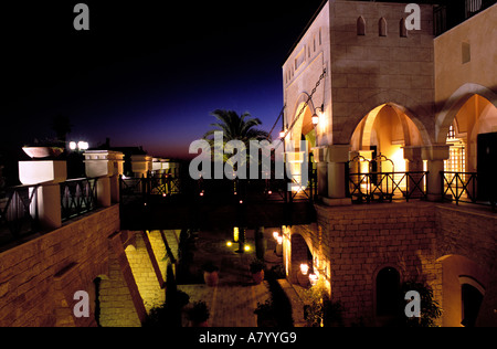 Zypern, Paphos District, Pafos Stadt, Elysium Hotel, die Haustür und die (falsche) Zugbrücke Stockfoto