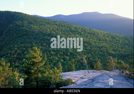 Die Ansicht der North Moat Mountain von Dom Leiste im Echo Lake State Park.  White Mountains. North Conway, NH Stockfoto