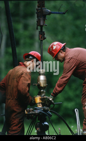 Rig Arbeiter im Dienst Rig Stock Stockfoto