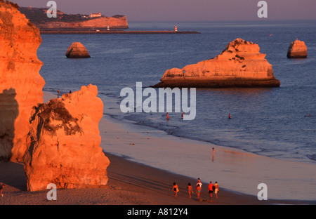 Portugal, Algarve Provinz, Praia da Rocha Strand in der Nähe Portimao Stockfoto