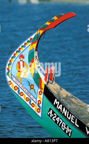 Portugal, Beira Litoral Provinz Costa da Prata, Aveiro Bereich Angeln Boot Bug Stockfoto