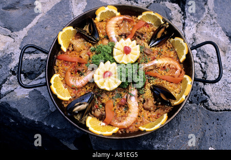 Spanien, Kanarische Inseln, Teneriffa, Arroz Caldoso Gericht in Los Faroles Restaurant am Playa Jardin Stockfoto