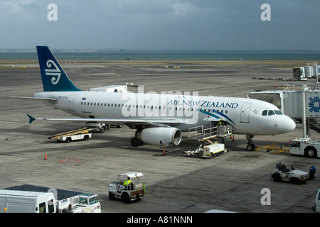 Air New Zealand Flugzeug Flughafen Auckland Neuseeland Stockfoto